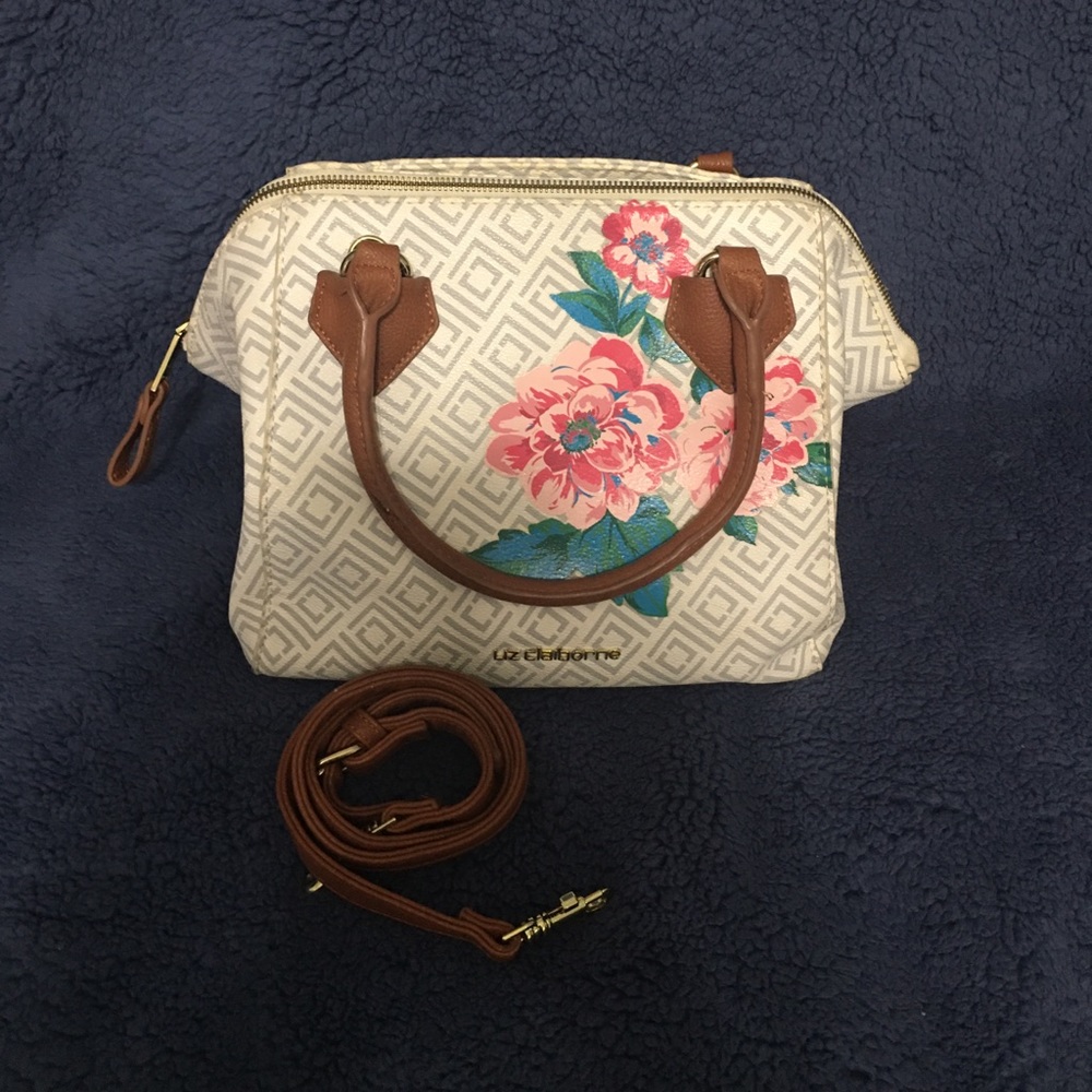 Liz Claiborne purse really good condition used🙂